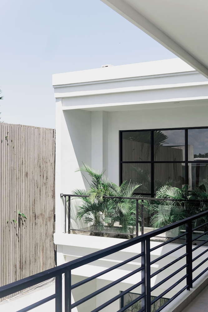 LINDT - Bali Invest Club