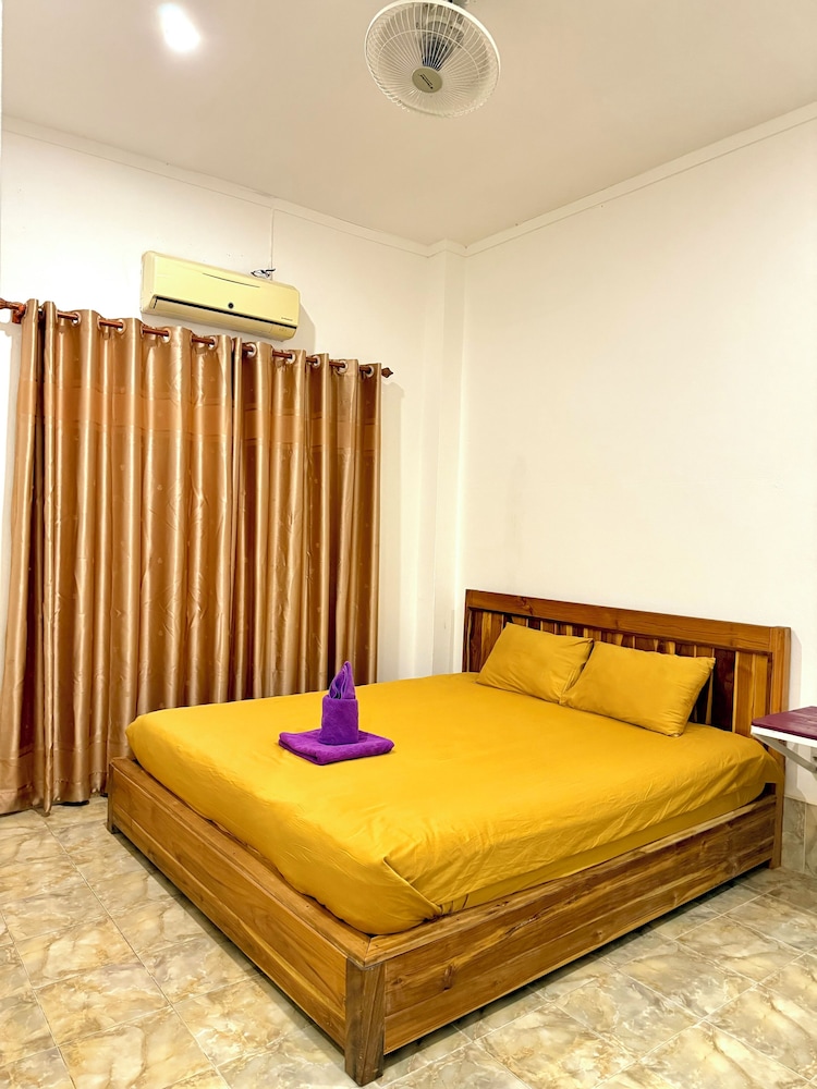 Golden Dragon House Vang Vieng