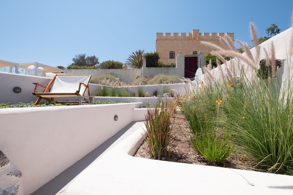Olive Cave Houses