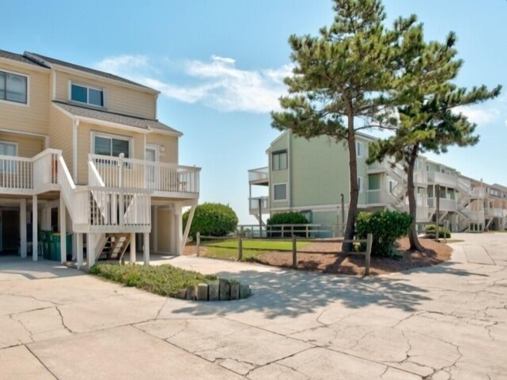 Sweet N Salty 3 Bedroom Townhouse