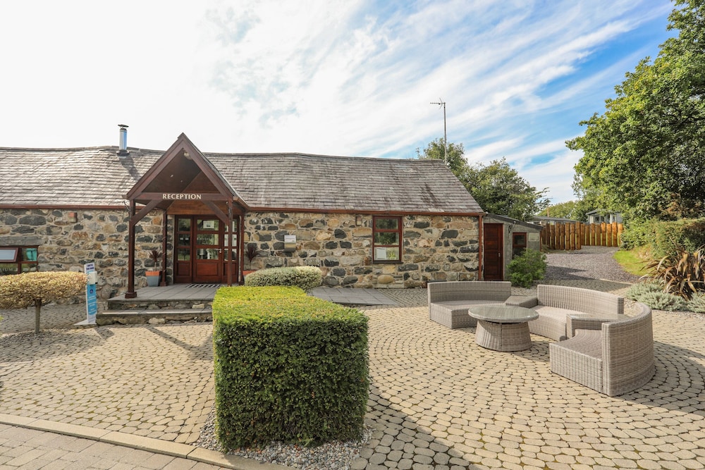 Fairview Lodge