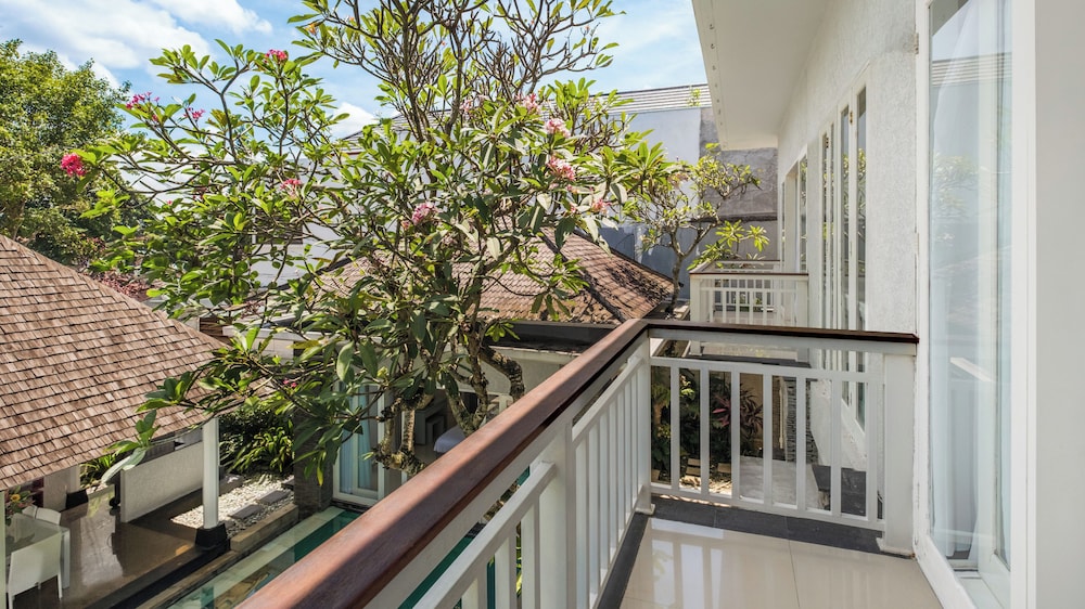 Villa Alun by Villa Finder