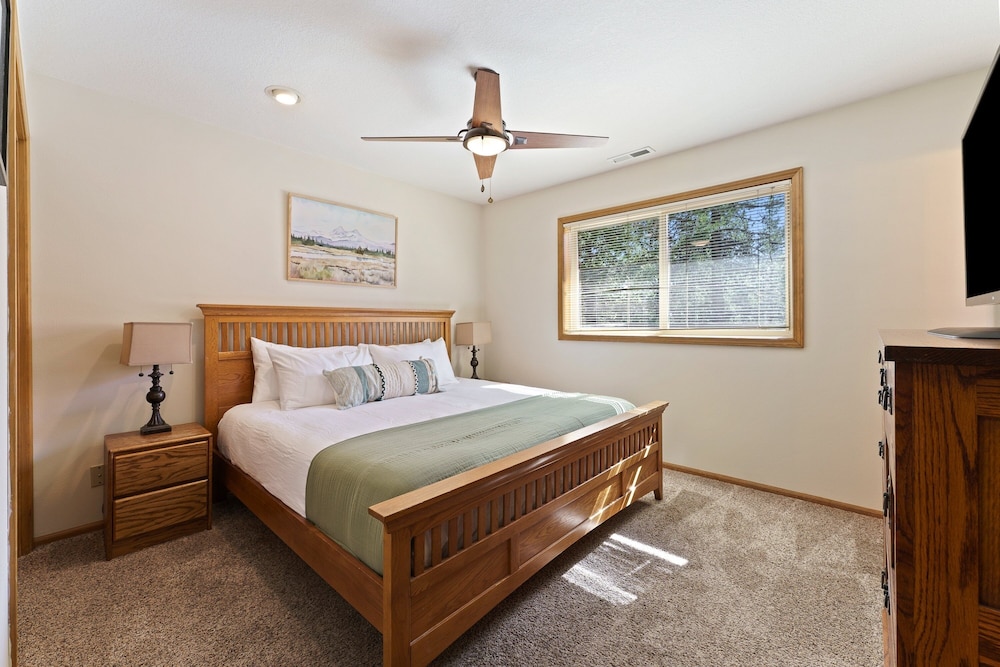 6 Approach 4 Bedroom Home