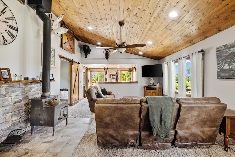 Zebra Retreat Compound