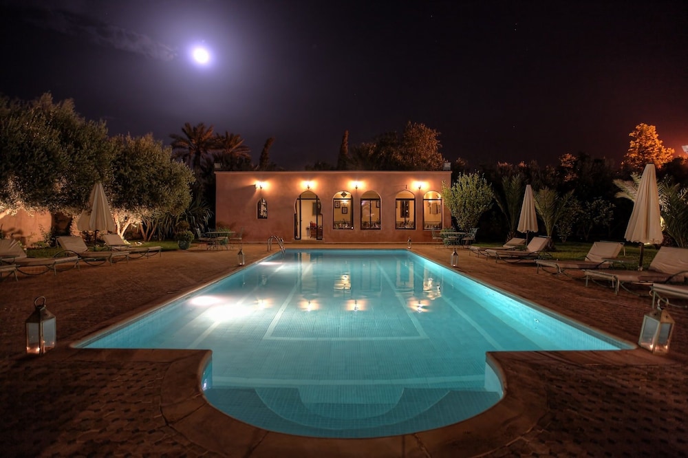 Villa Dar Mya Palmiers view 3