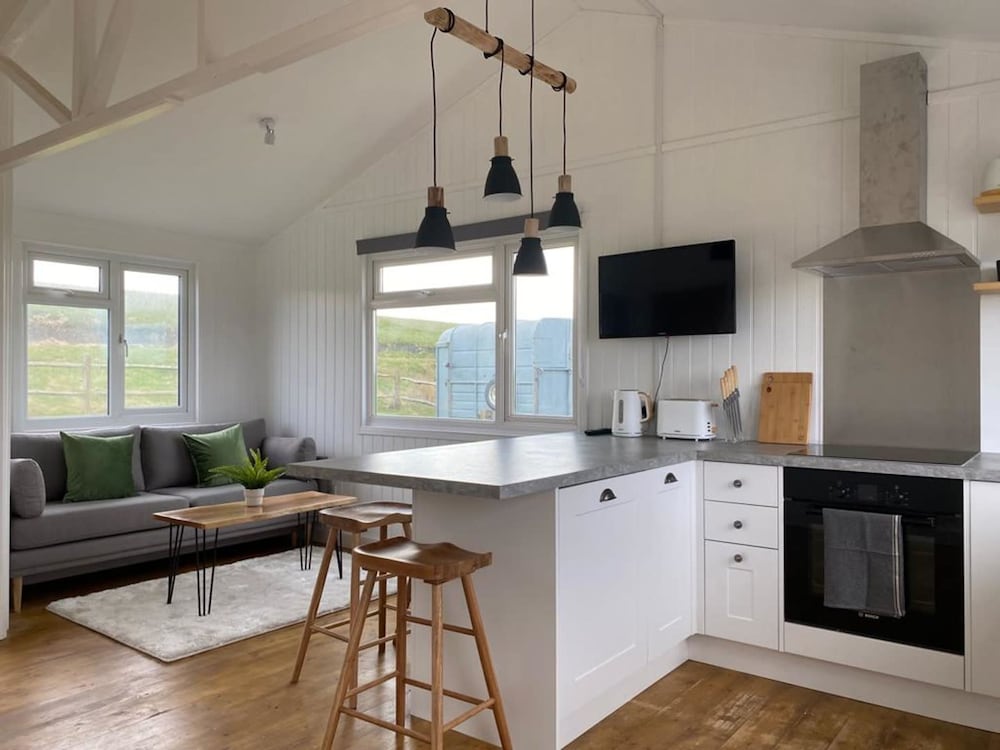 Cosy Beach Cottage Metres From The Beach Jurys Gap Camber Sands view 2