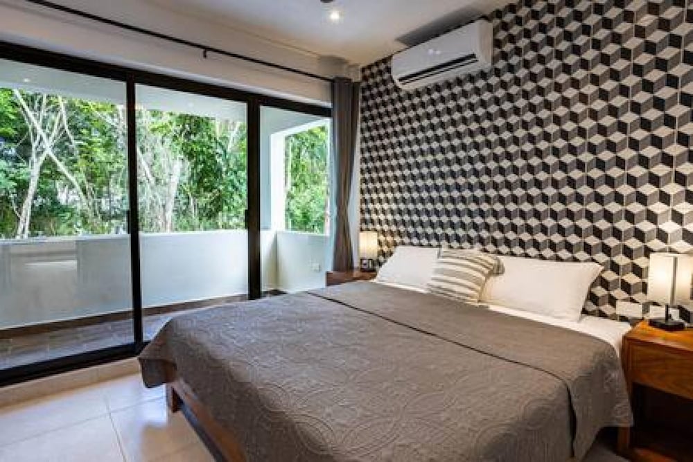 Villa Kinichn Resort Pool AC Fast Internet