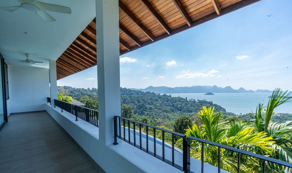 Villa Vista - Ultra-Luxury Private Villa