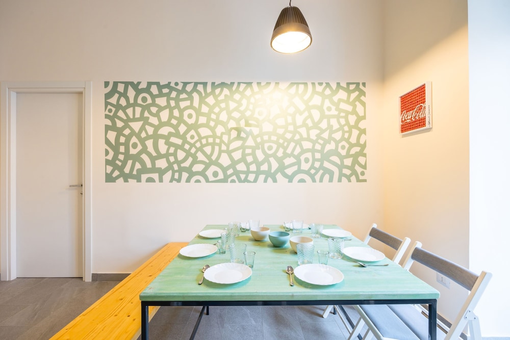 Central Station Housing - Apartment 1 by Wonderful Italy