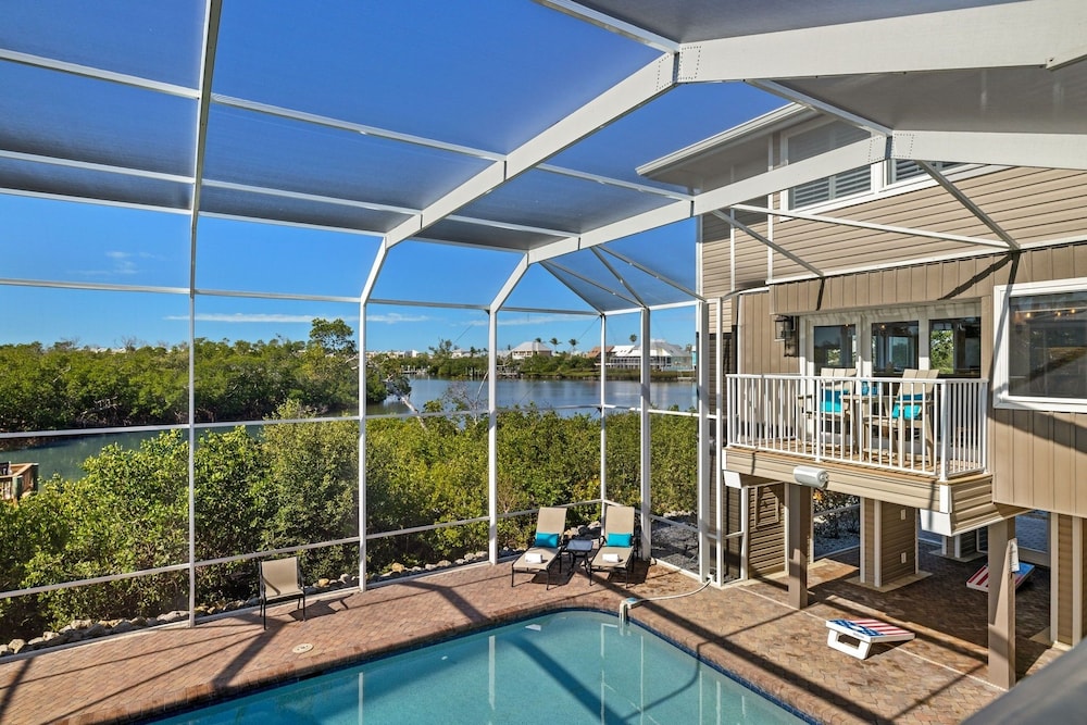 21381 Widgeon Point 6 Bedroom Estate