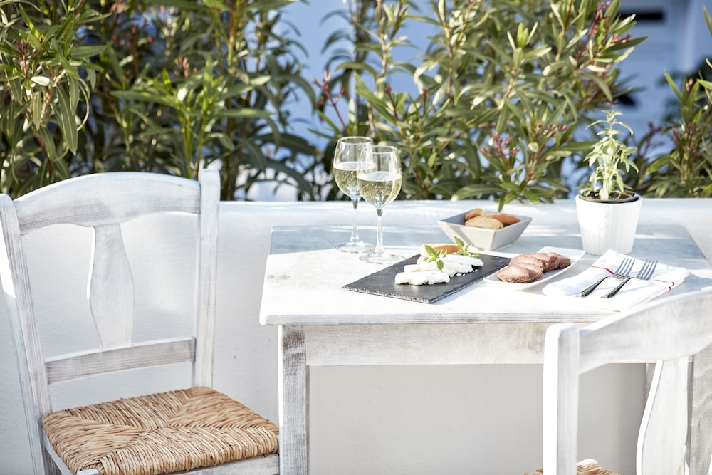 Mykonos Town Suites