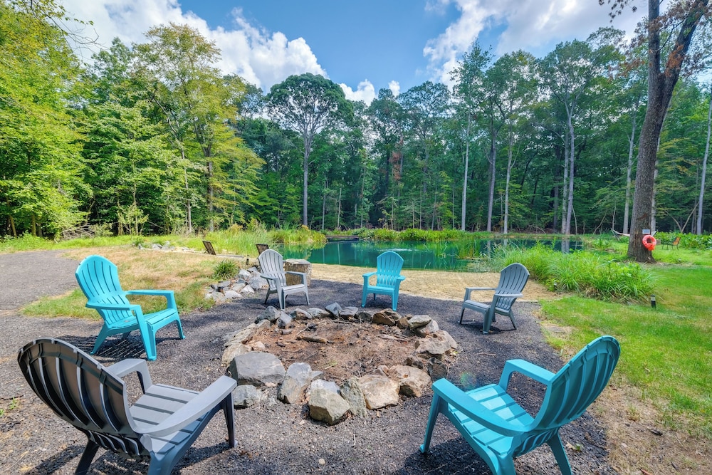 1/2 Acre Pond, Rec Room! Private Oasis in Nanjemoy