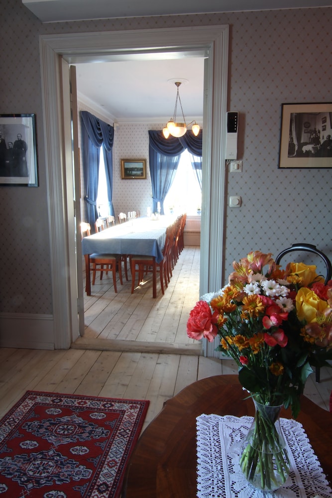 Filipsborg, the Arctic Mansion