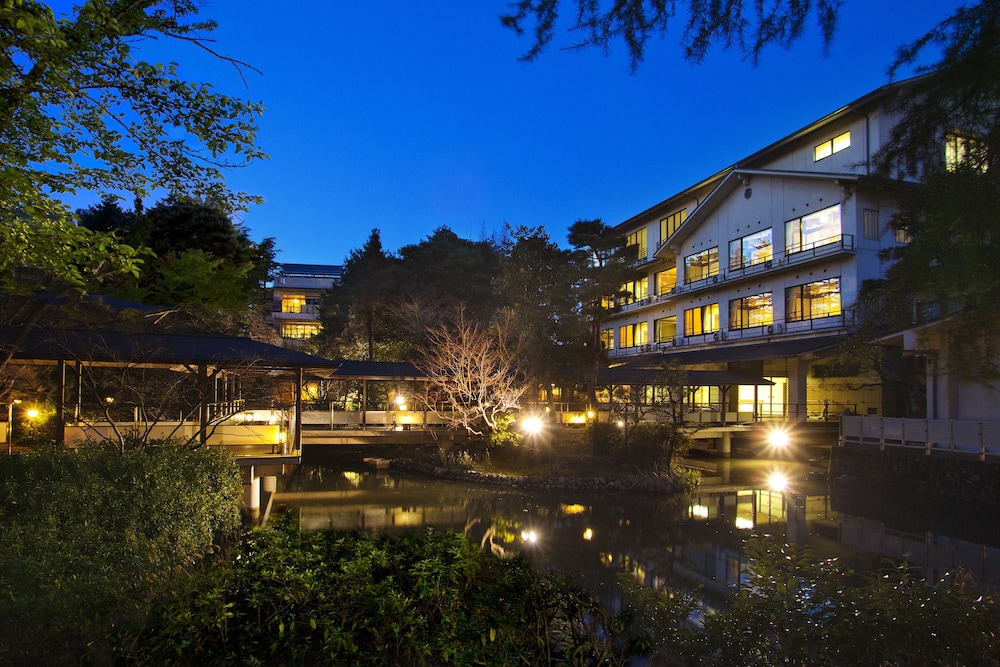 Hotel Tatsunokuchi Onsen Matsusaki - Image 1