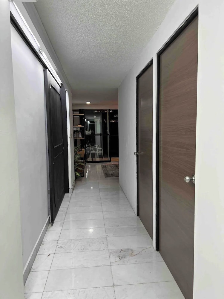 Posh Polanco Apts with Tv and Desk