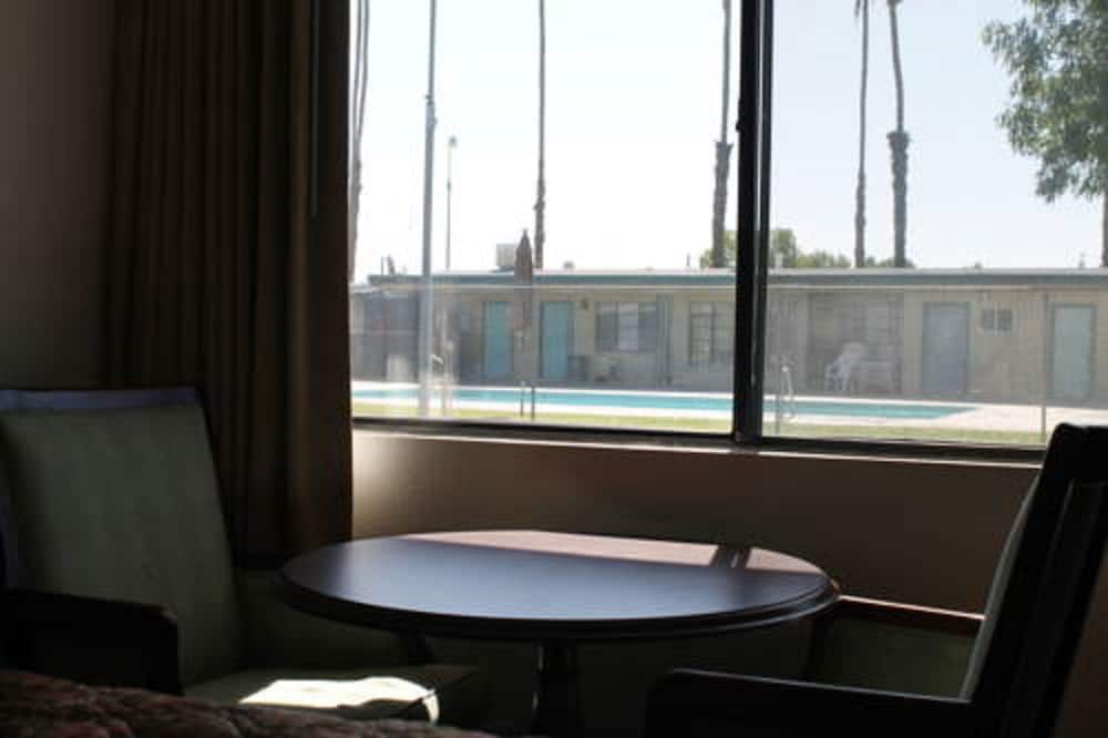 Indio Holiday Motel