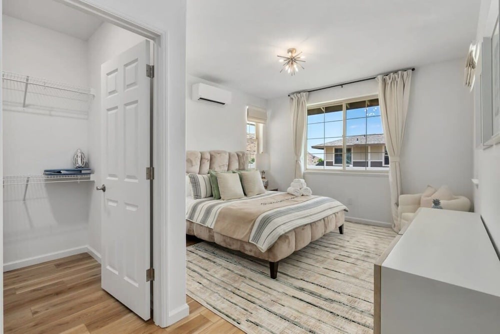@ Marbella Lane - Paradise Point Close to Beaches