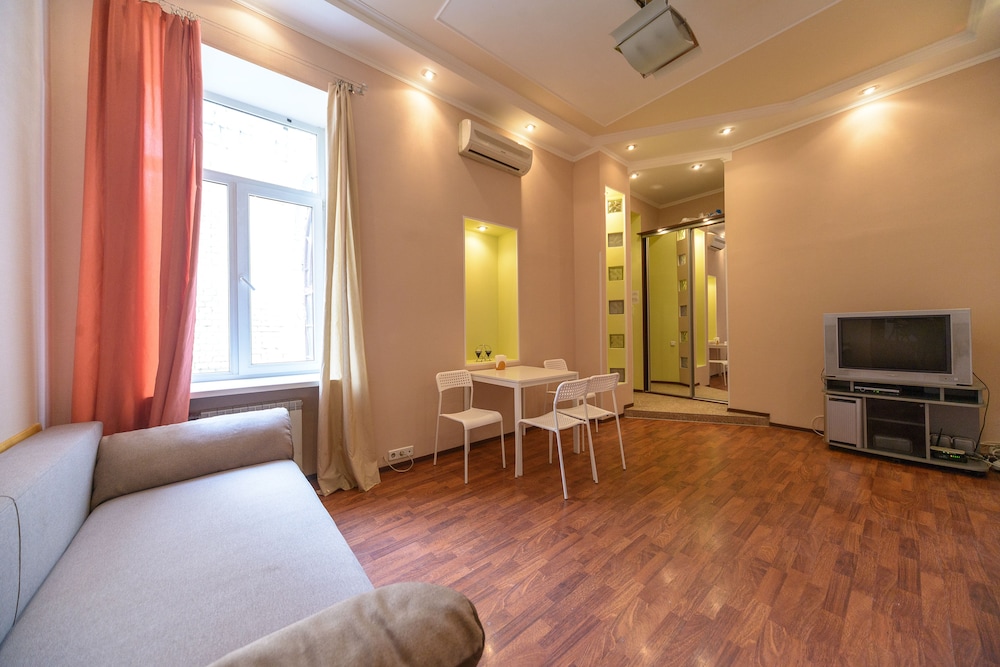 Kiev Accommodation Hotel Service