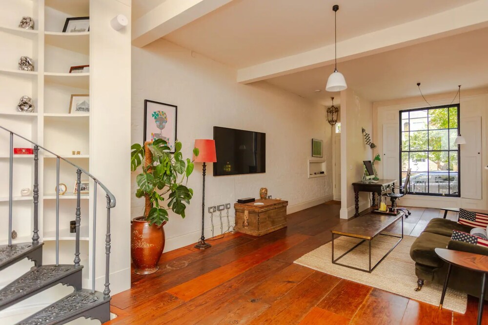 Stunning 2 Bedroom House in Peaceful London Fields