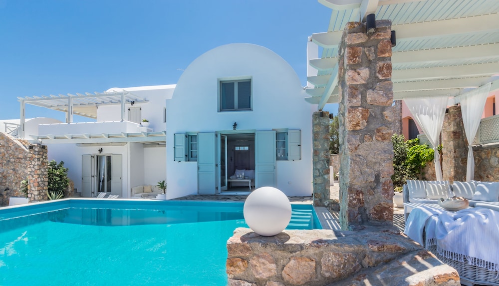 Michaela Residence