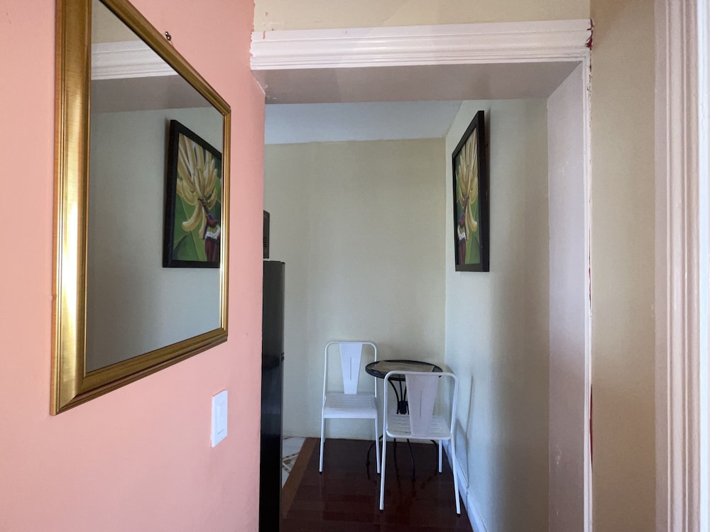 Skyline Suites, Queen, Ocean Views 1 Bedroom Condo by RedAwning view 3