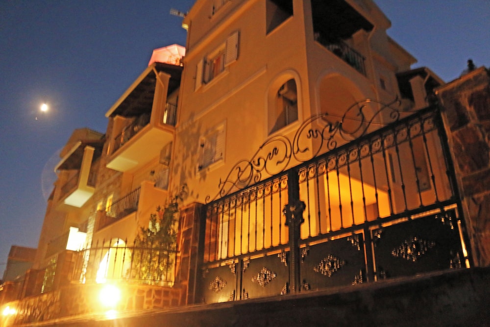 Villa Konstantina