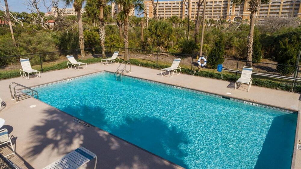 Surfview 2207 by Distinctive Beach Rentals