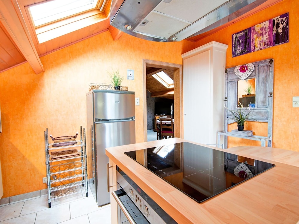 Charming Stay Near Forests