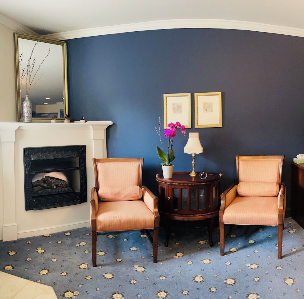 Hargrave House B & B