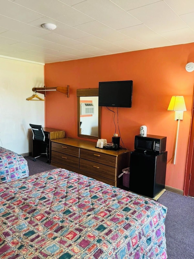 Budget Inn
