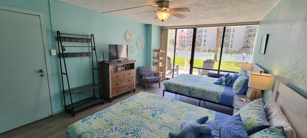 Saida Royale 9018 2 Bedroom Condo