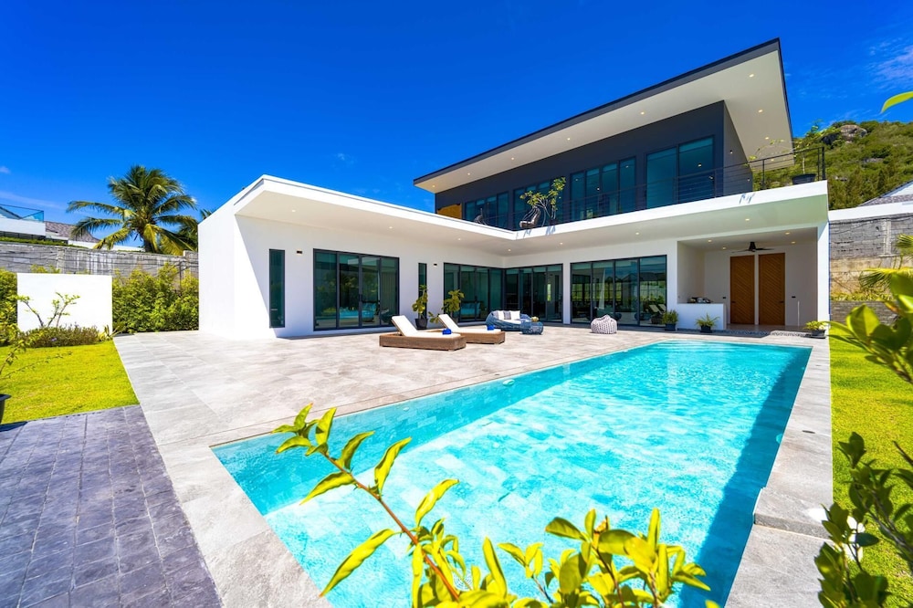 Luxury Large 3 Bedroom Pool Villa (KH-C5)