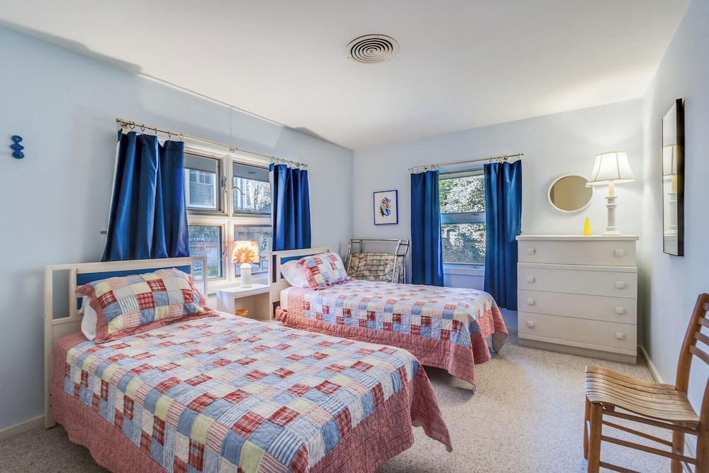 OAK Avenue 77
