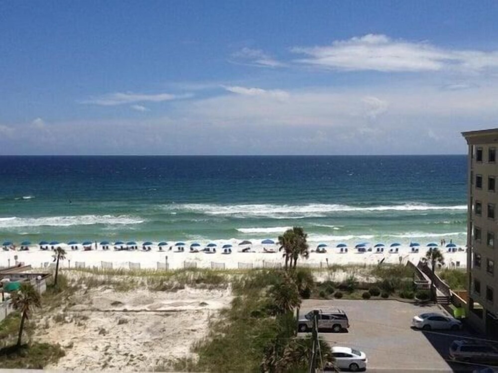 Emerald Isle 706