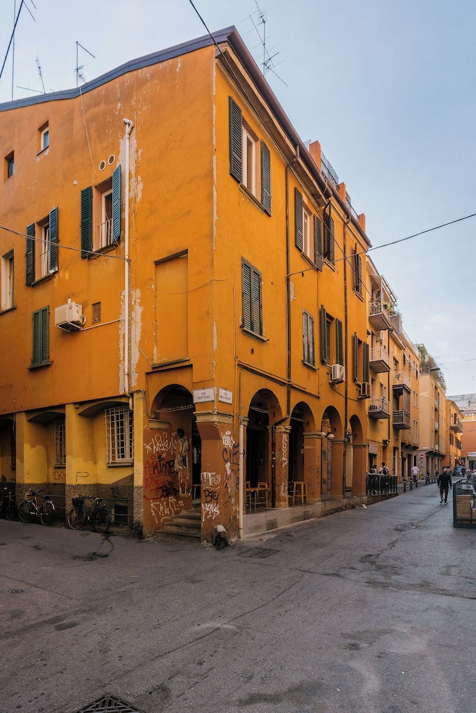 Studio Malcontenti con terrazzo