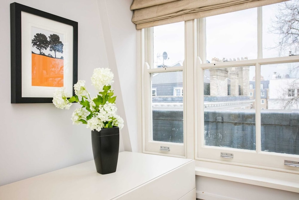 Bright and Modern 1 Bedroom Flat Knightsbridge