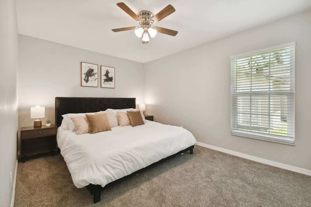 Comfortable Home in Dade City!