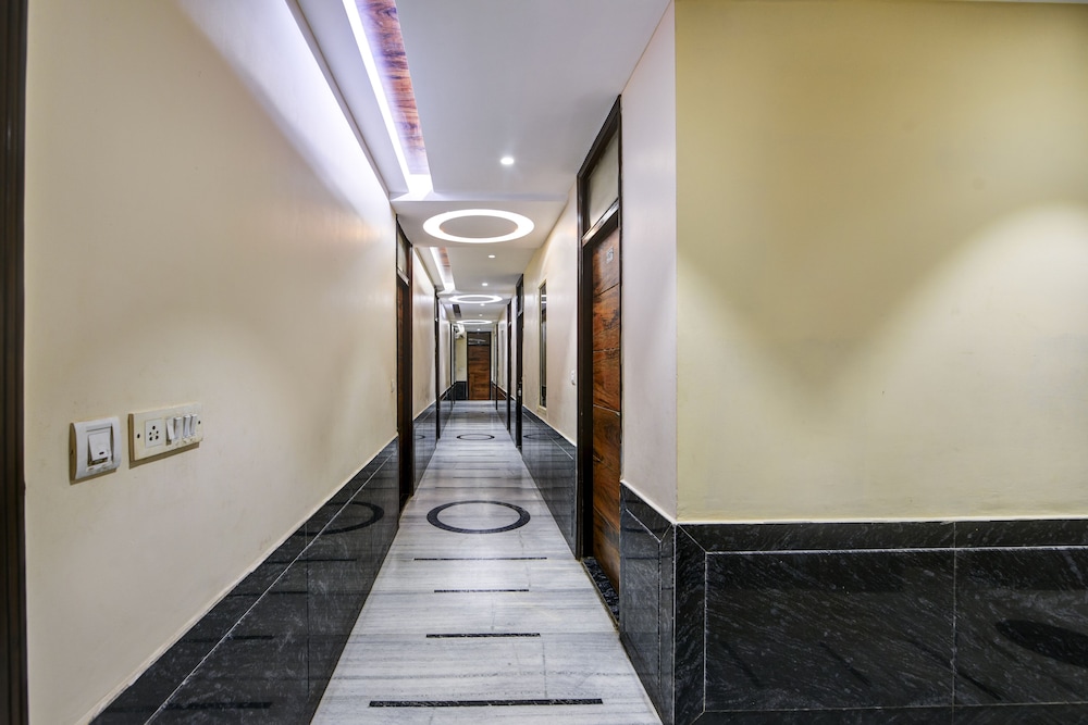Hotel Batra Holiday Home