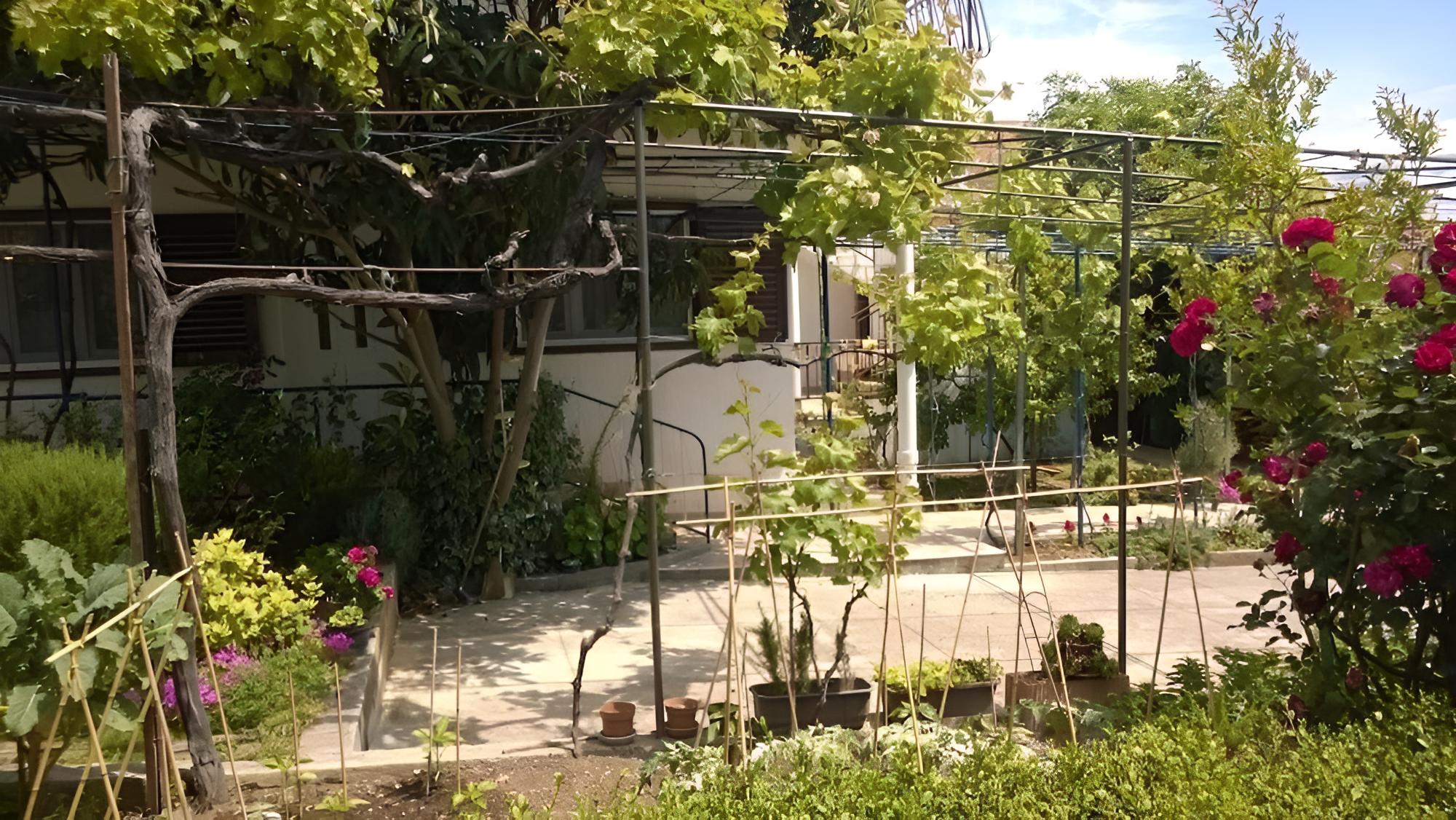 BIR - With Balcony and Parking Space - A1 view 5