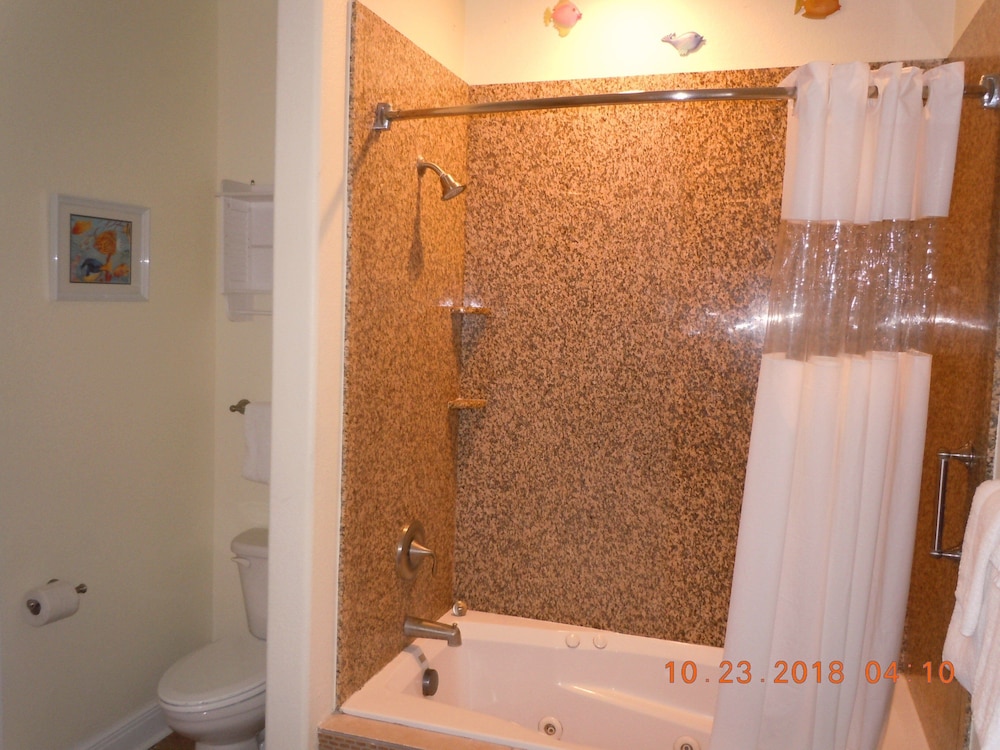 Beachgate Condo Suites And Hotel 331+332 4 Bedroom Condo