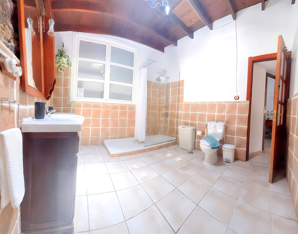Villa Medinilla With Private Pool in Conil