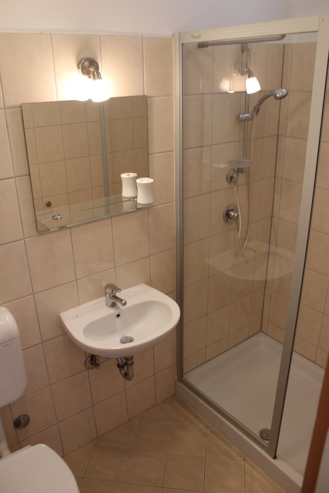 Photo 45