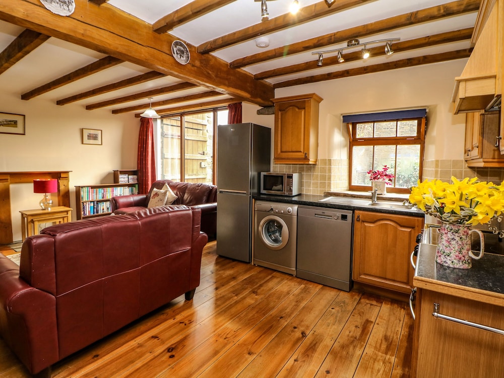 Hope Valley Vacations - Midfeather Cottage - Property Image 10