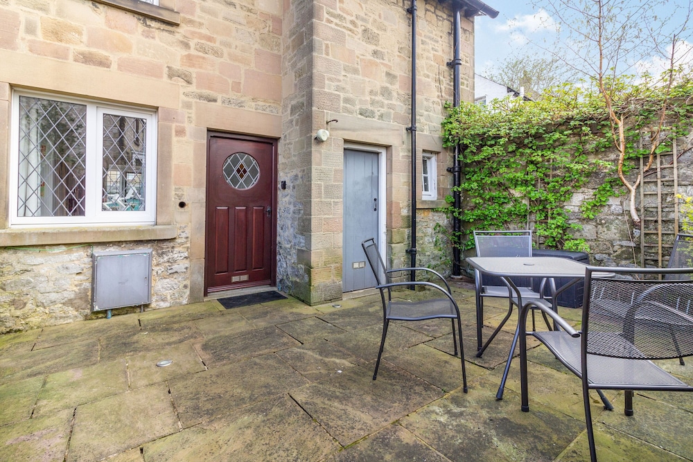 Corner Cottage