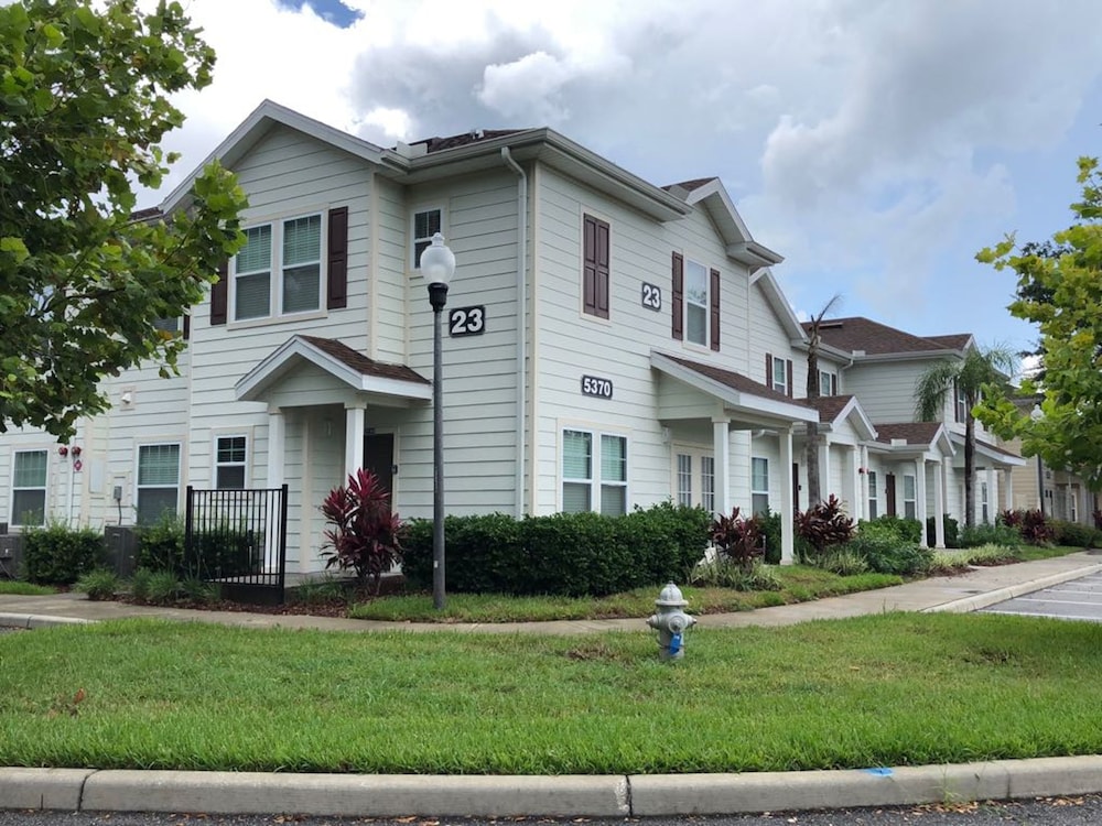 Lucaya Village 5370 - Image 1