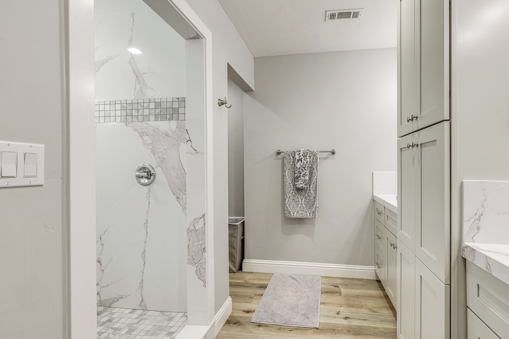 Quaint Hughson Vacation Rental, Walk to Downtown! - Property Image 3