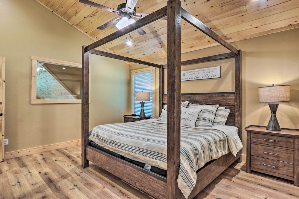 Sevierville Cabin: Deck w/ Foosball & Hot Tub! view 4