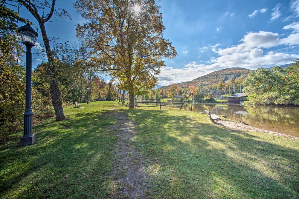 Hunter Mountain Ski Retreat - Steps to Lift! view 4