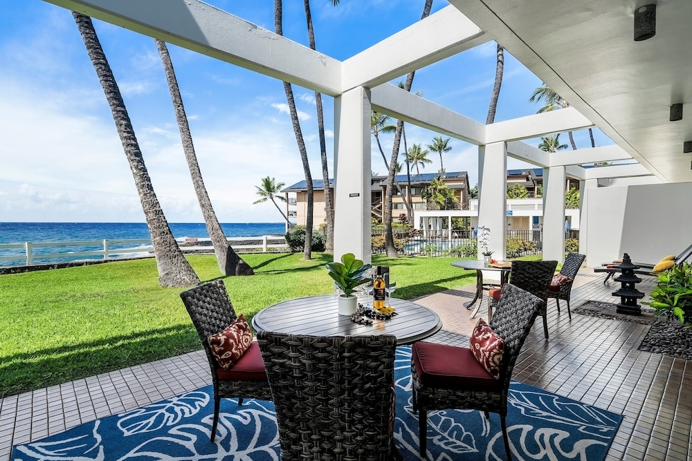 Ocean Front Villa - Central AC- Vrkcv