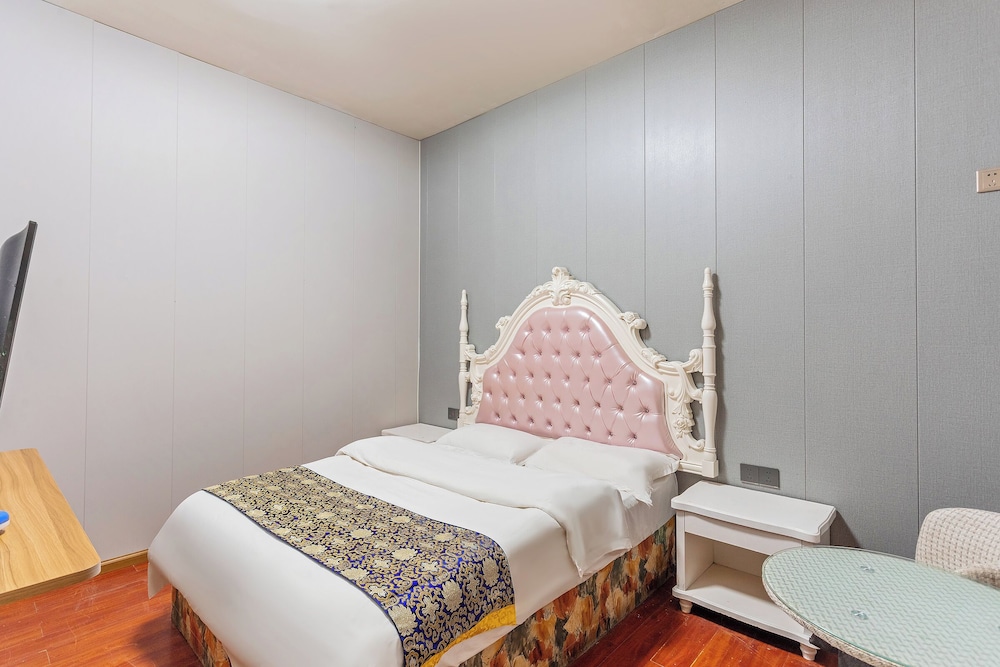 Kunming Panju Hotel